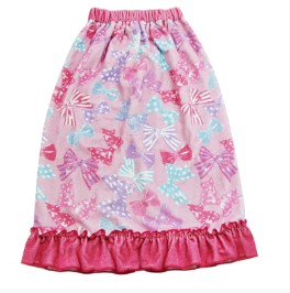 Adakah Bathskirt menawarkan ciri-ciri kalis air dan kelembapan?